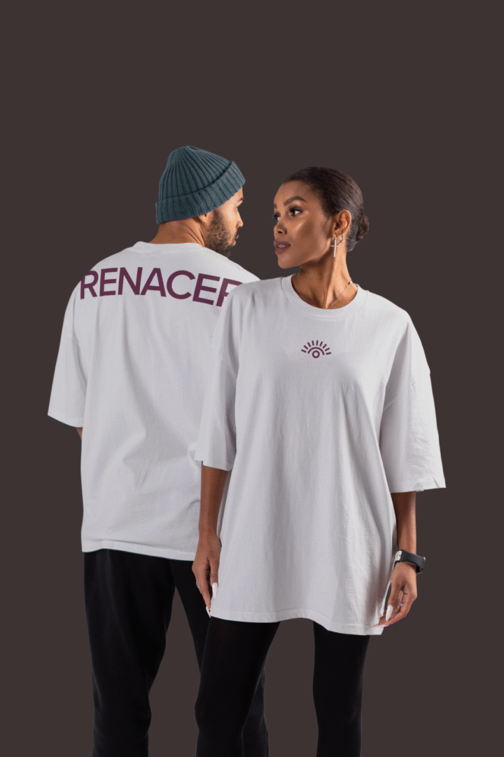 Mockup camisas blanca logo granate